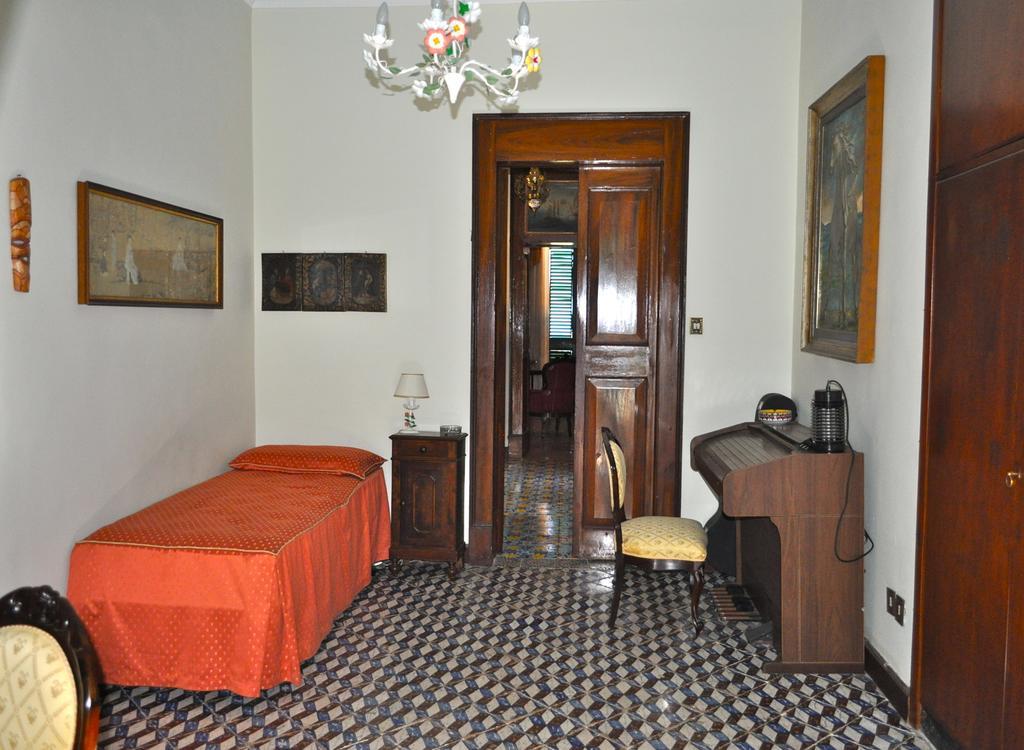 Villa Elizabeth Milazzo Szoba fotó